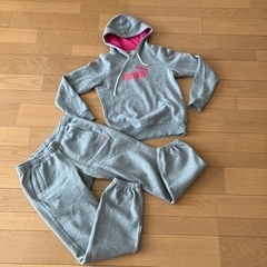 ★【お取引決定】プーマ　スエット上下セット　Mサイズ