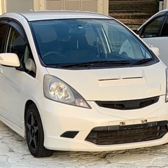 🌏フィットRS🌏5MT🌏ナビ、TV、ETC🌏車検2年付🌏社外アル...