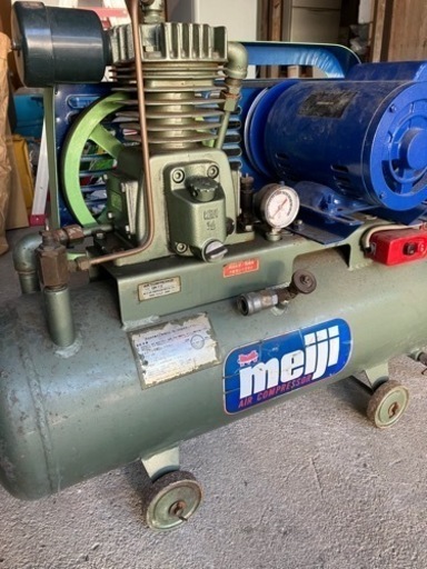 100v コンプレッサー