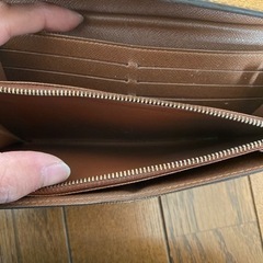 VUITTON 長財布の画像