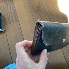 VUITTON 長財布の画像