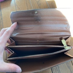 VUITTON 長財布の画像
