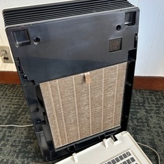 🌈SHARP シャープ プラズマクラスター加湿空気清浄機 （ホワイト系） KC-30T5-W プラズマクラスターの画像