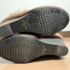 Zipper ショートブーツ　SSサイズの画像