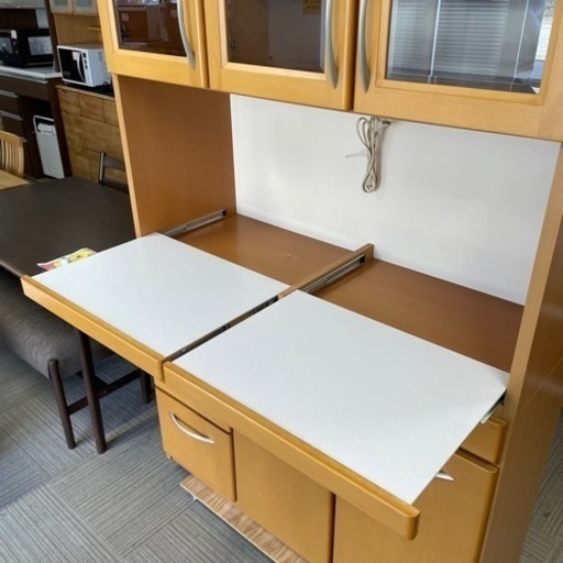 【美品‼️】定価21万♪ 高級 松田家具 118cm幅キッチンボード 食器棚 収納家具 木目調ナチュラルブラウン♪ 美品‼️】定価21万♪ 高級 松田家具 118cm幅キッチンボード 食器棚