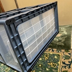 衣装ケース押入れ収納の画像