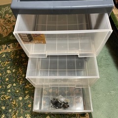 衣装ケース押入れ収納の画像