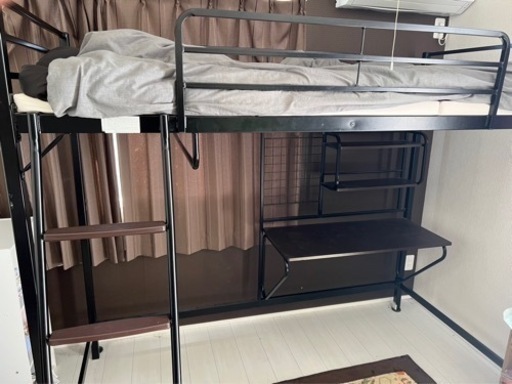 ニトリ　ロフトベッド　デスク付き　ブラウン