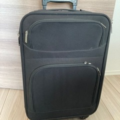 スーツケースの画像
