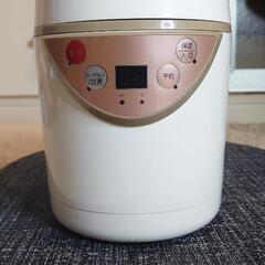 【4/15まで】一人用 炊飯器 LRCT106W
