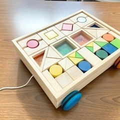 引き車付き 積み木