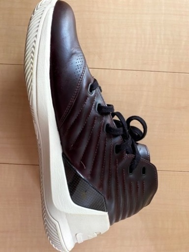 美品　Under Armour Curry3 限定版 レザー バスケットボールシューズ