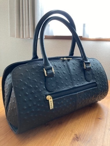 GIGI ハンドバッグ　黒　オーストリッチ