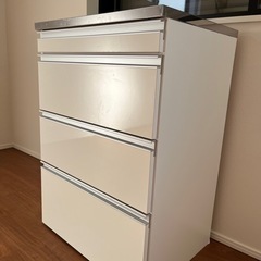 キッチン棚の画像