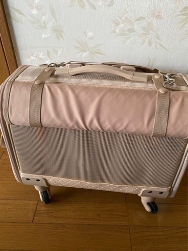 未使用　ペット用　ブロッサムリュックキャリー パールベージュ（M）