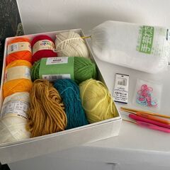★2/28（火）まで受け渡し可★最終値下げ★【手芸用品 かぎ針セット】フェリシモ クチュリエ 書籍 編み道具 フェローズ バンカーズボックスの画像
