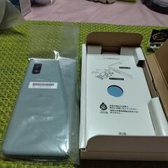 商談成立（超美品）SIMフリー AQUOS wish （人気色オリーブグリーン）A104SH 手帳型ケース付き！！の画像