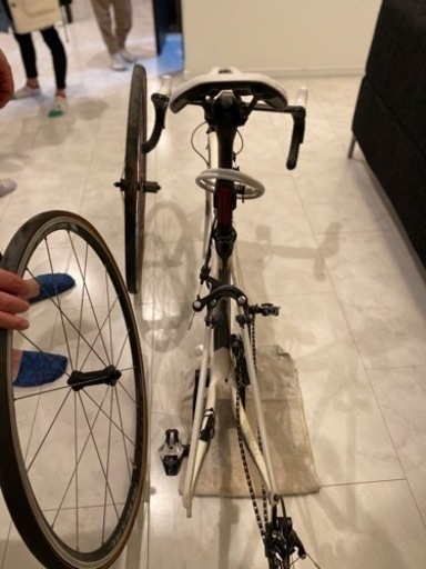 土日限定値下げ！SPECIALIZED VENGE ELITE 2015 モデル　中古　感動品