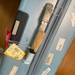 スーツケース(取手破損)の画像