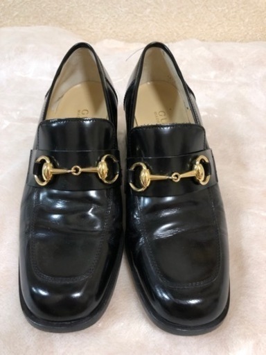 GUCCI ローファー