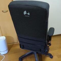 【決まりました】バウヒュッテのゲーミングソファチェアの画像