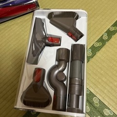 ダイソンv10 超美品！2022.12月購入 使用数回