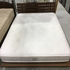 ダブルベッド  ACTUSフレーム使用