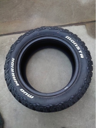 275/55R20 ホワイトレター モンスタ マッドテレーン　M/T 4本セット