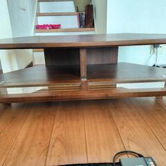 値下げしました！60型テレビ＋テレビボードの画像