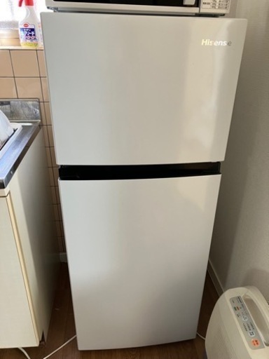 冷凍冷蔵庫　HISENSE 2021年製　HR-B1202
