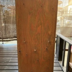 カントリー風手作りキャビネットの画像