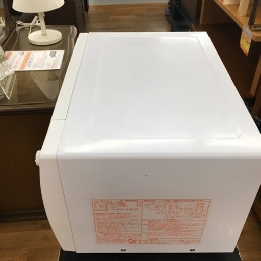 S747 ★ SHARP 電子レンジ 700Ｗ 2019年製 RE-T3-W6⭐動作確認済 ⭐クリーニング済