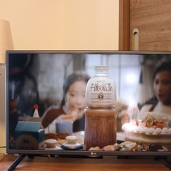 液晶テレビ　32インチ　フルハイビジョン