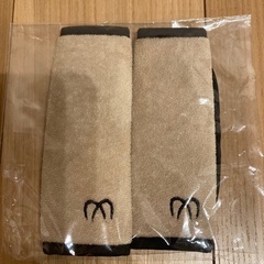 ②カーメイト　AILBEBE ベルトカバー