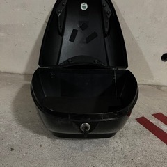 取引成立しました。ホンダ純正？リアボックスの画像