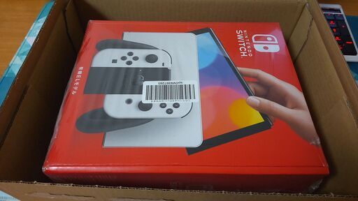 Nintendo Switch (有機ELモデル) Joy-Con(L)/(R)  ホワイト　新品未開封　任天堂　スイッチ　ゲーム　本体　白　ホワイト　ゲーム機
