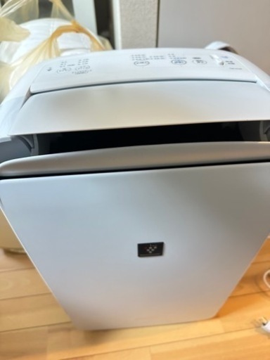 シャープ 衣類乾燥機 除湿機 冷風機能付き 10L / プラズマクラスター 7000