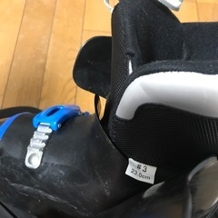 ジュニアスキーセット　スキー板130㎝　スキーブーツ23.0㎝ 25.0cmの画像