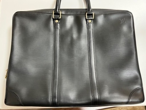 ルイヴィトン　ビジネスバッグ　ポルトドキュマン　ヴォワヤージュ