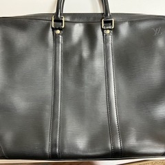 ルイヴィトン　ビジネスバッグ　ポルトドキュマン　ヴォワヤージュ