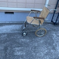 介護用　車椅子の画像