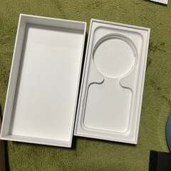 【箱】iPhoneSE(第2世代)の画像