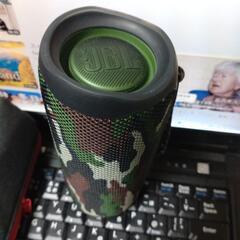 ★【絶版】JBL迷彩カラー　 FLIP5 カモフラージュ　収納ケース付きの画像
