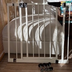 突っ張りゲート　ベビーフェンス　とおせんぼの画像