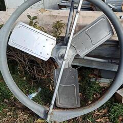 牛舎の大型ファン