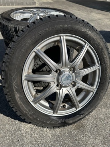 スタッドレスタイヤ　２０１６年式 １５５/６５Ｒ１４