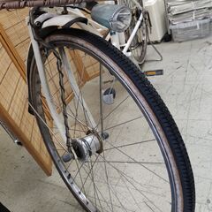 定価42,120円 26インチ Panasonic COLORS 自転車 B-CLF612F ホワイト オートライト 鍵付き 荷台 の画像