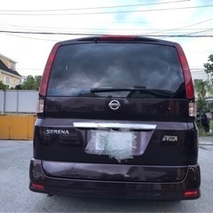 中古セレナ