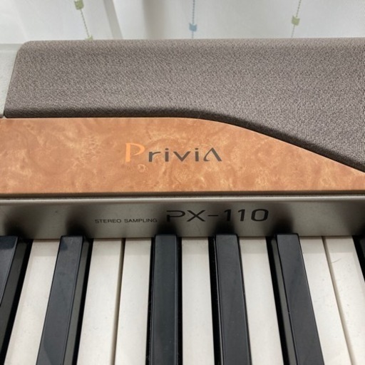 電子ピアノ　カシオ　privia px110