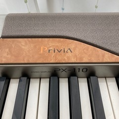 電子ピアノ　カシオ　privia px110の画像